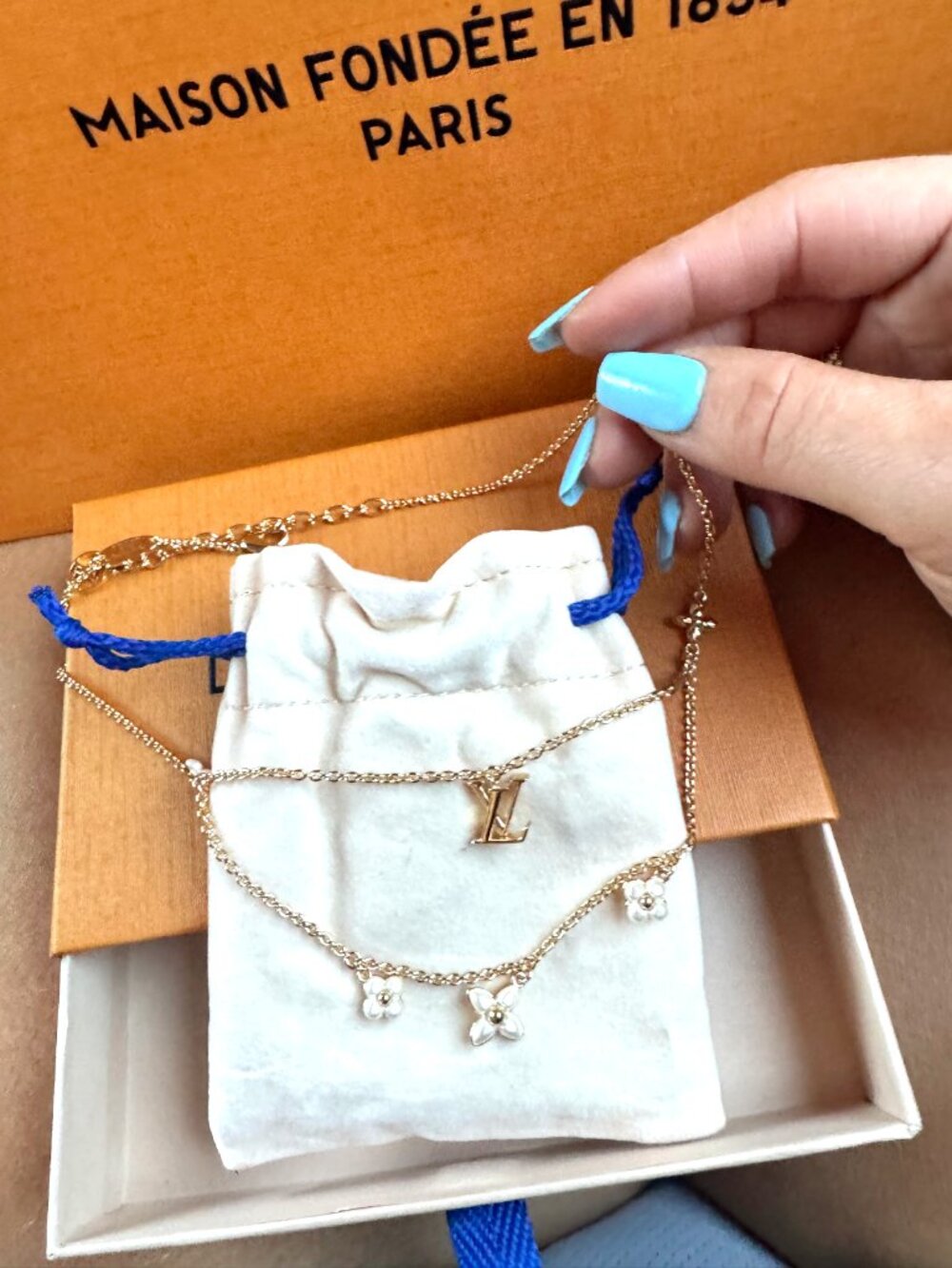 Louis Vuitton Gold floragram necklace